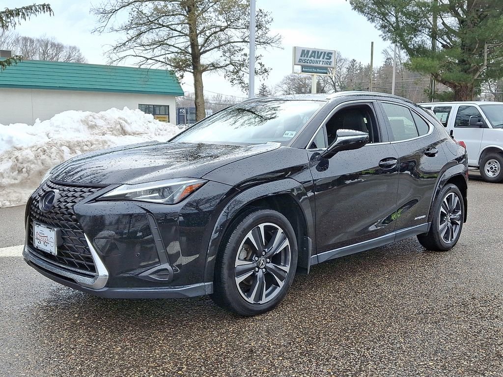 Used 2022 Lexus UX 250h w/ Premium Package image 4