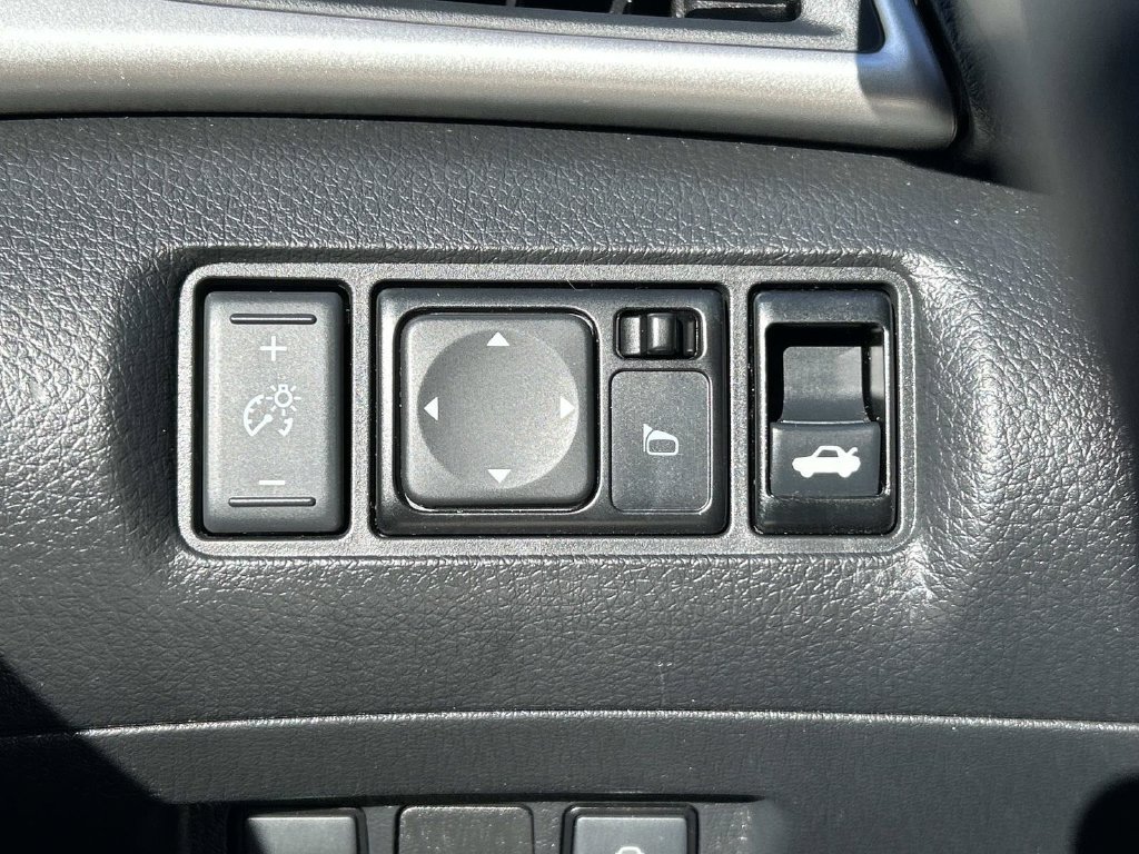 Used 2019 Nissan Sentra SV FWD image 20