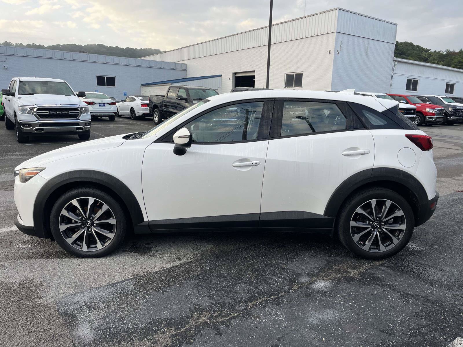 Used 2019 MAZDA CX-3 Touring w/ Preferred Equipment Package FWD image 11