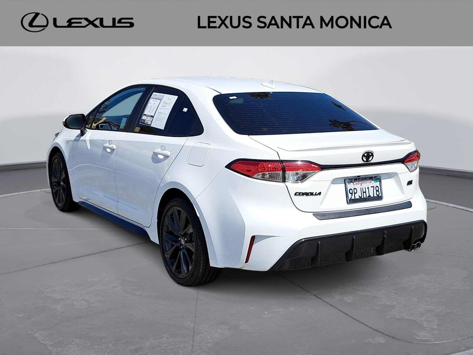 Used 2024 Toyota Corolla SE FWD image 7