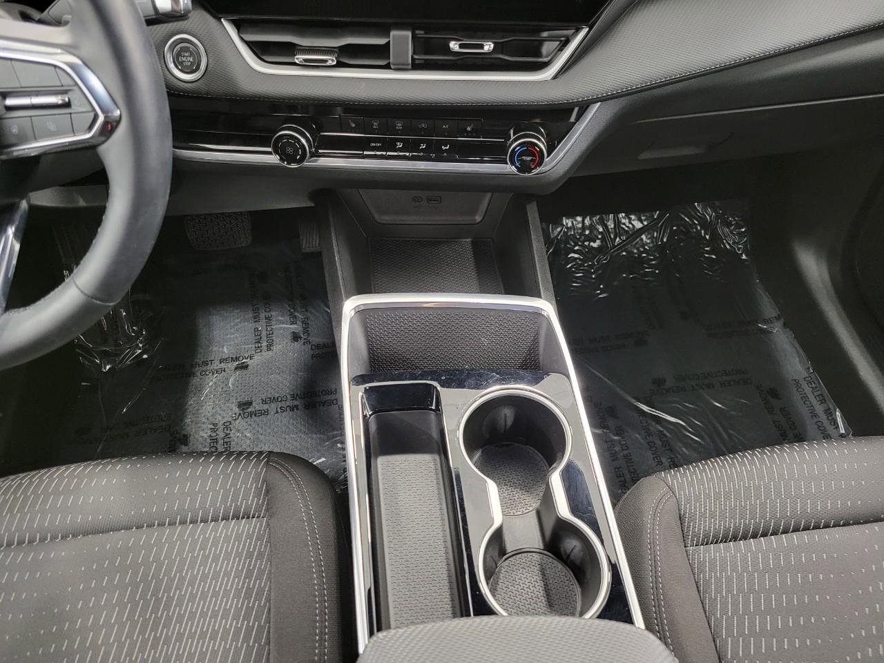 Used 2025 Chevrolet Equinox LT w/ Safety and Technology Package image 17