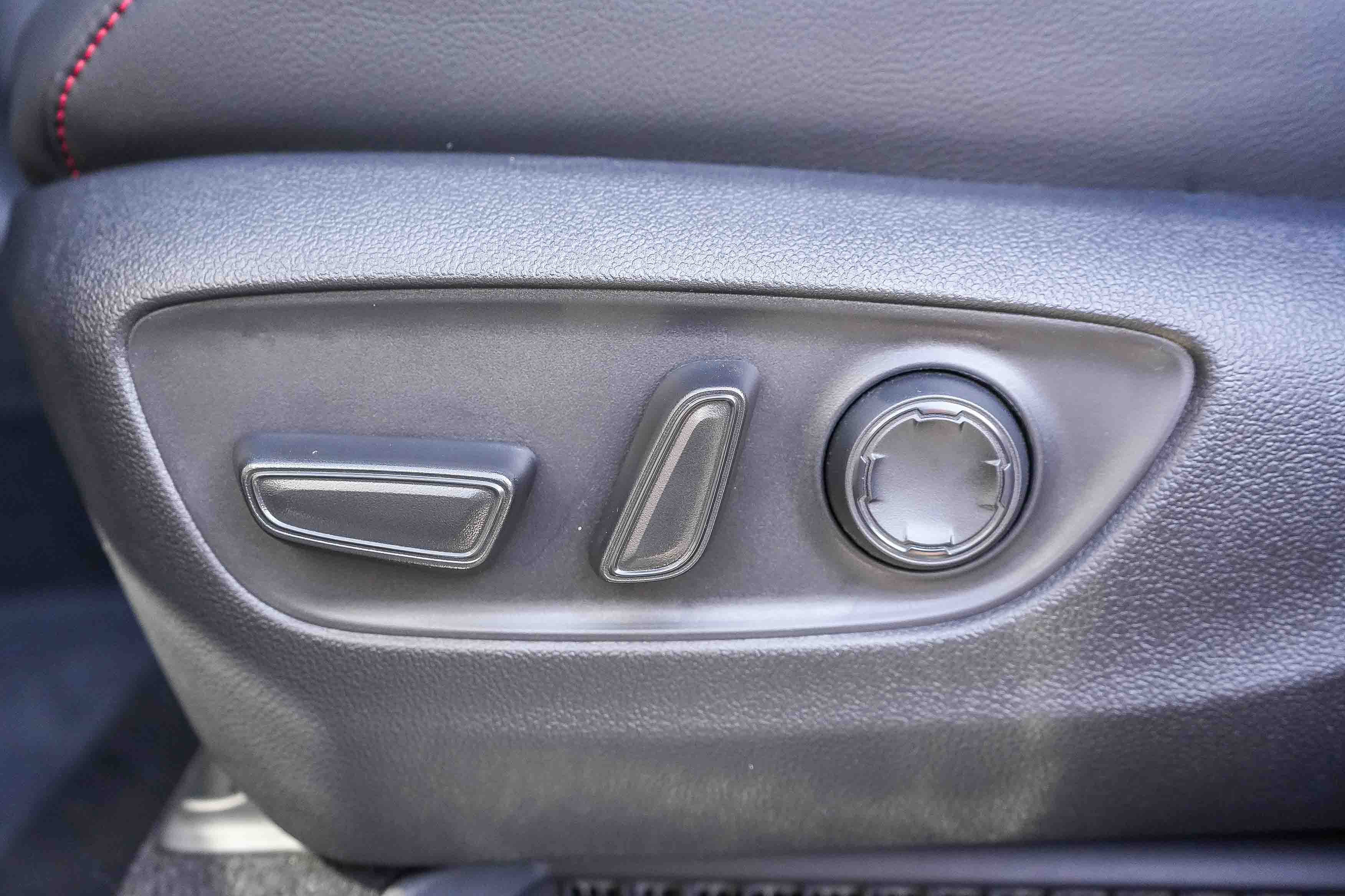 New 2026 Toyota Sienna XSE AWD/4WD image 23