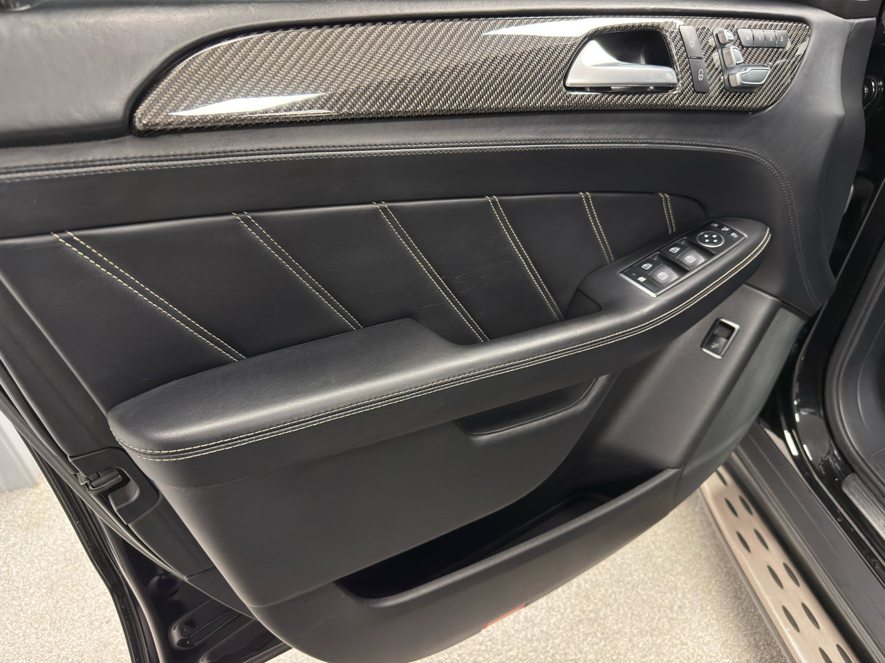 Used 2016 Mercedes-Benz GLE 63 AMG 4MATIC image 15