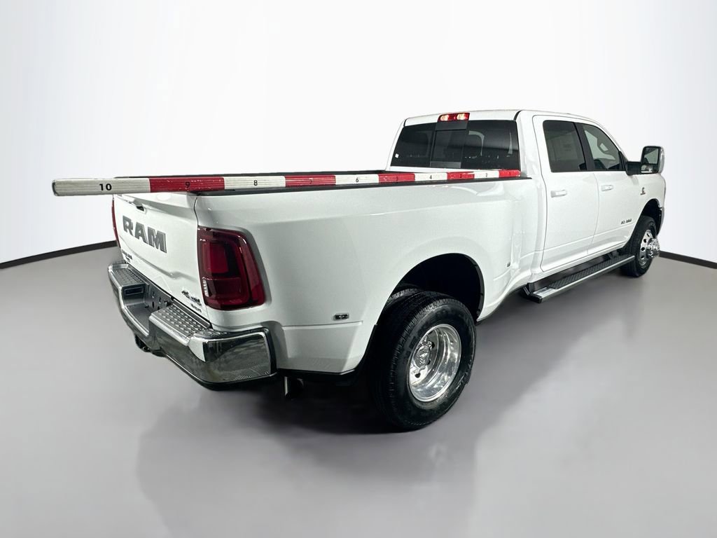 New 2025 RAM 3500 Laramie AWD/4WD image 7