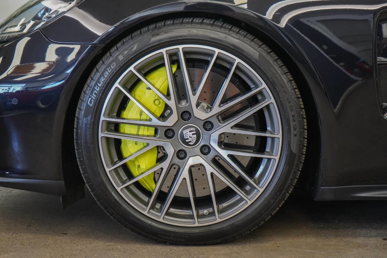 Used 2023 Porsche Panamera Turbo S image 8