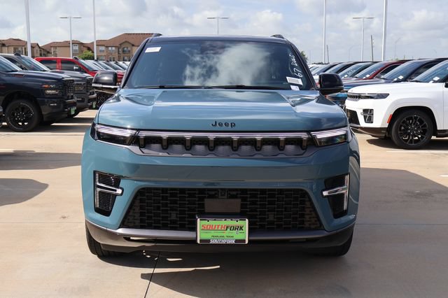 New 2026 Jeep Grand Wagoneer L Summit AWD/4WD image 2