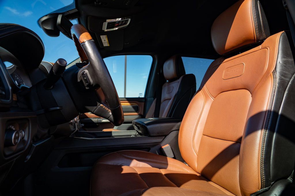 Used 2019 RAM 1500 Laramie Longhorn image 16