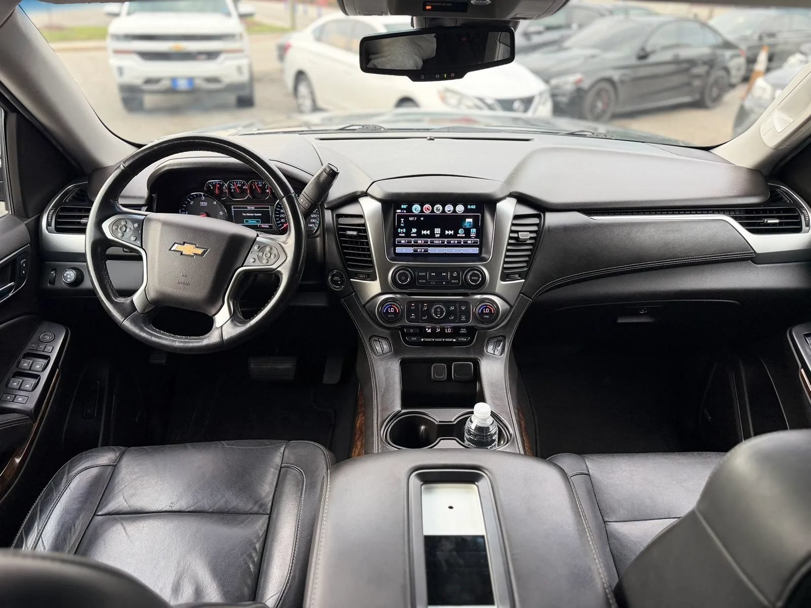 Used 2019 Chevrolet Suburban LT RWD image 19