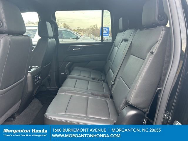 Used 2025 Chevrolet Suburban Z71 w/ Comfort Package image 32