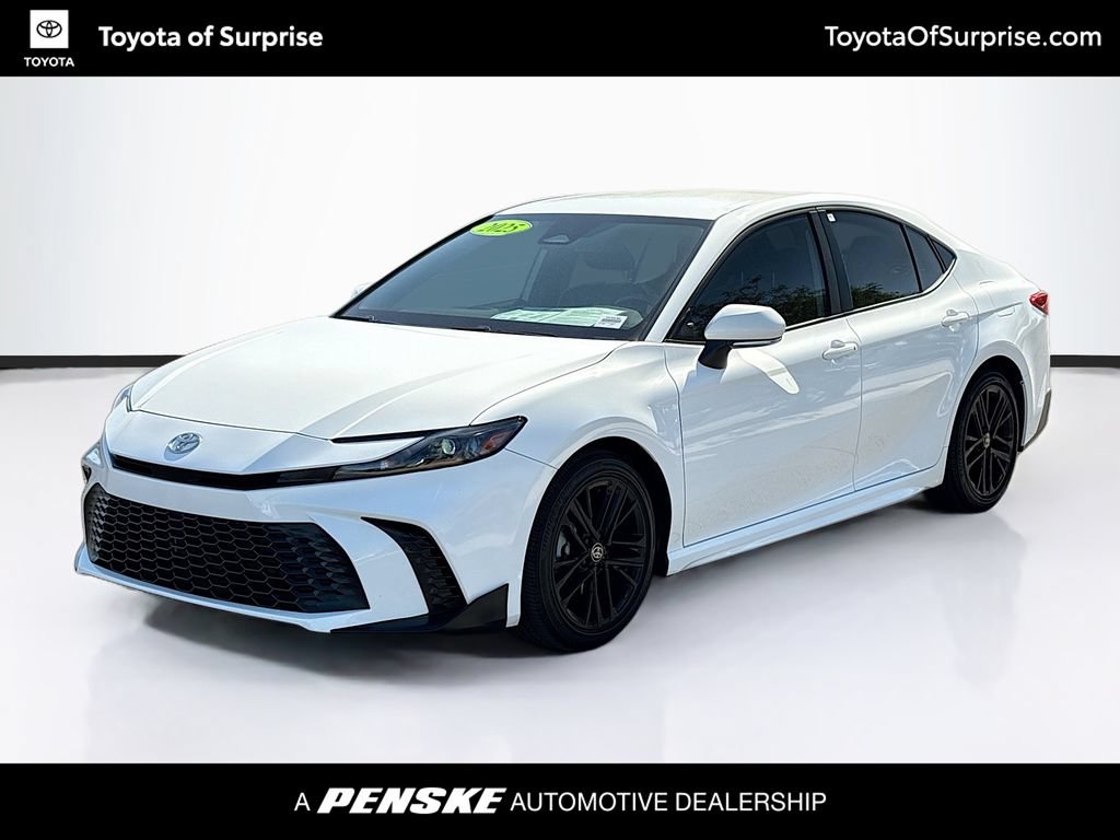 Certified 2025 Toyota Camry SE w/ Convenience Package FWD image 1