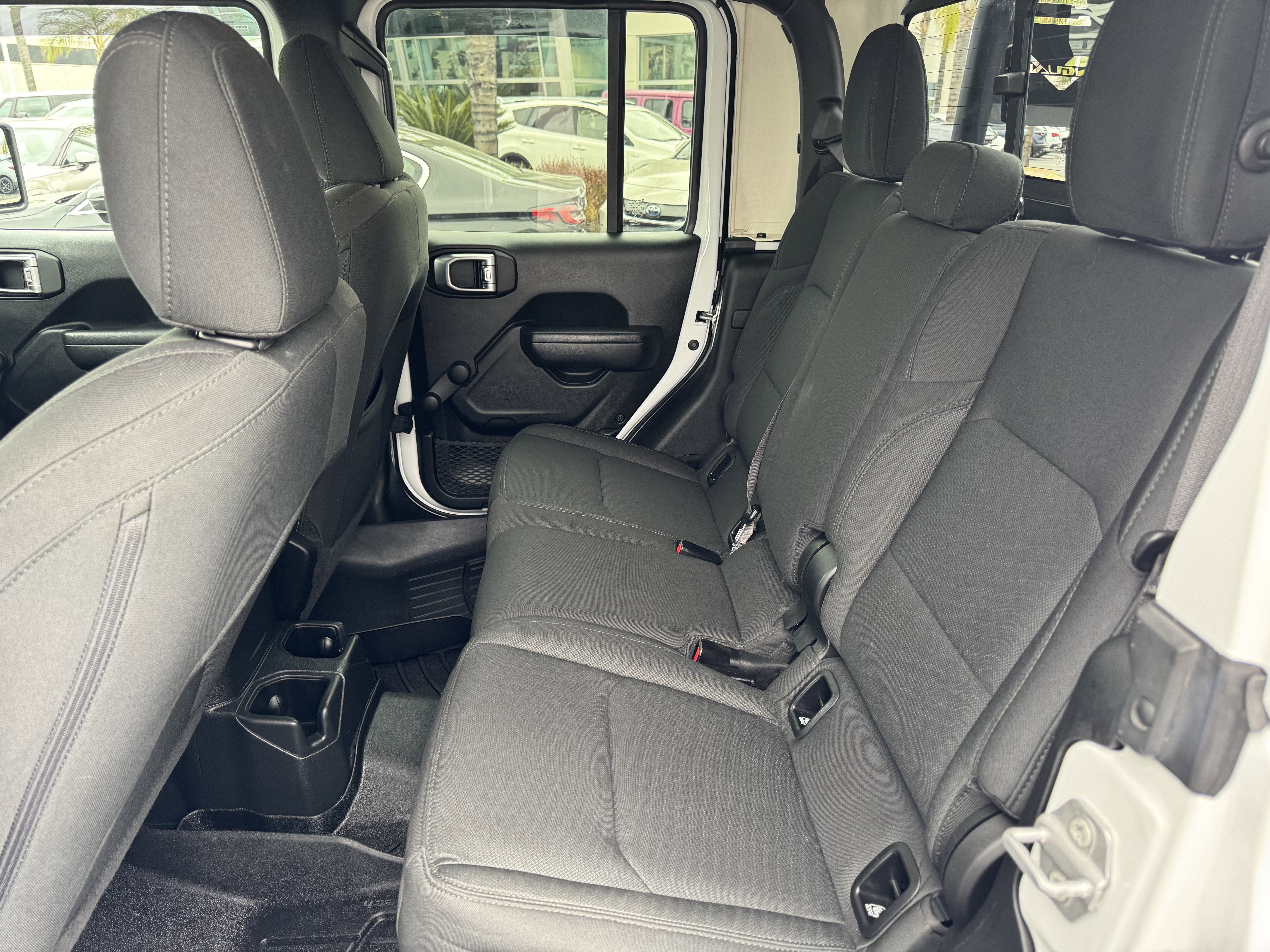 Used 2022 Jeep Gladiator Sport image 34