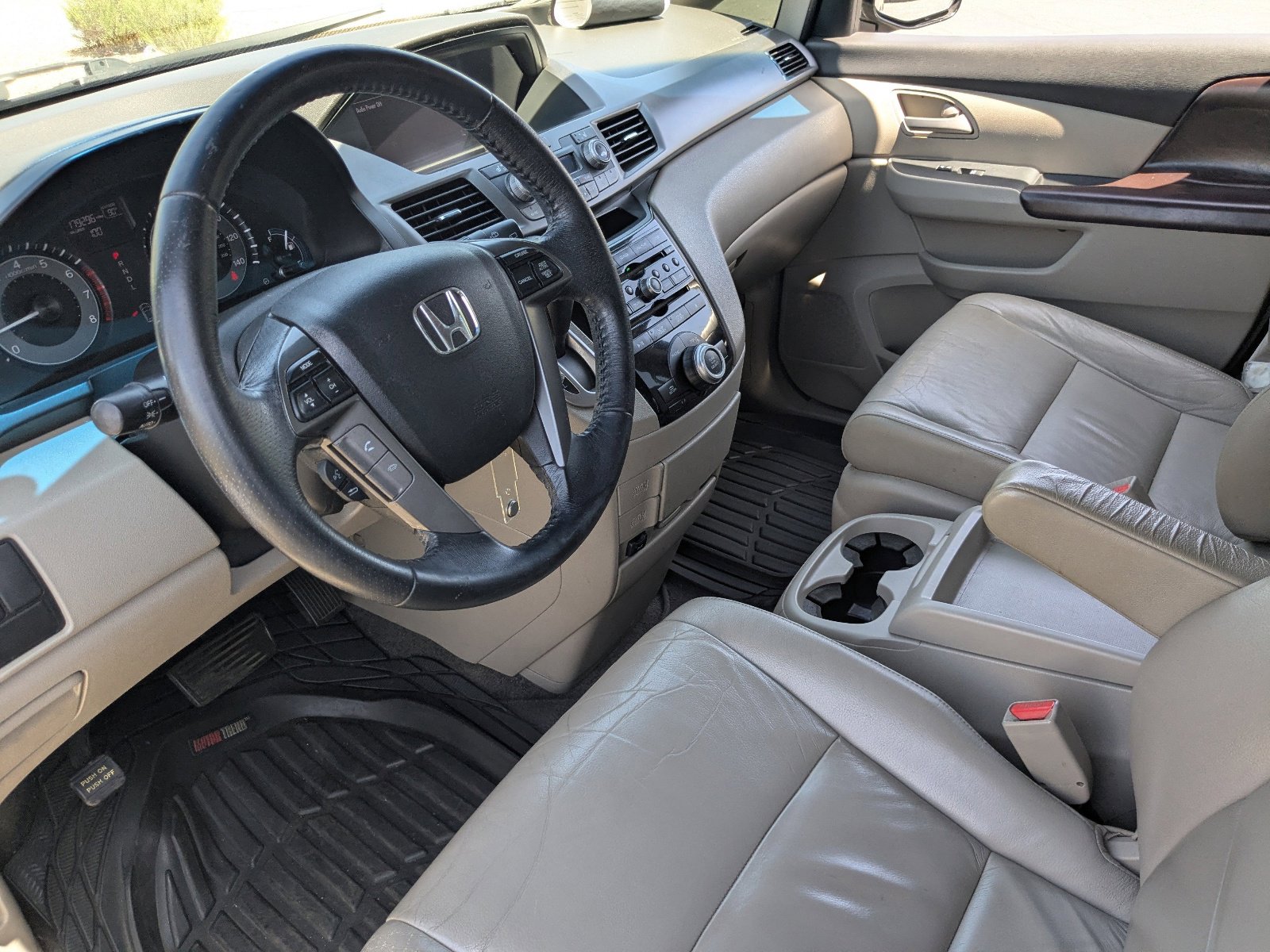Used 2011 Honda Odyssey EX-L image 19