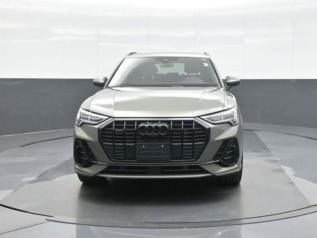 Used 2023 Audi Q3 2.0T Premium Plus w/ Premium Plus Package AWD/4WD image 2