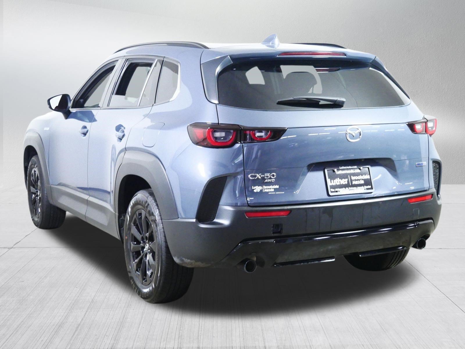 Used 2025 MAZDA CX-50 AWD 2.5 Hybrid w/ Premium Pkg image 5