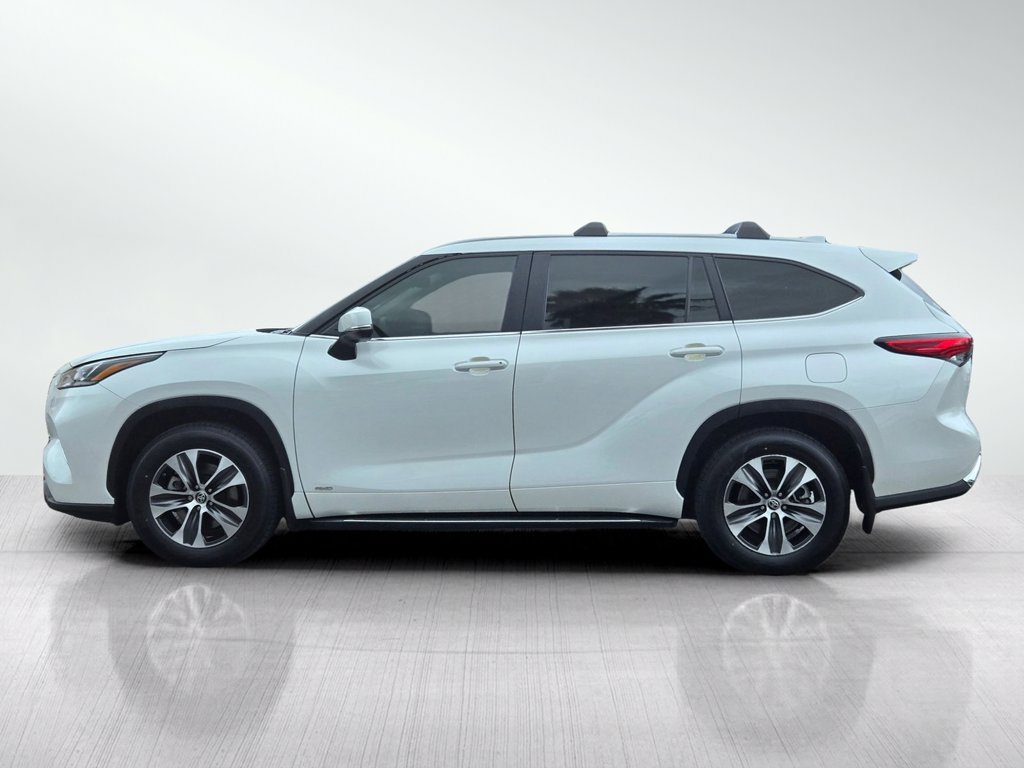 Used 2023 Toyota Highlander Bronze Edition AWD/4WD image 7