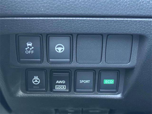 Used 2022 Nissan Rogue Sport SV w/ Technology Package AWD/4WD image 19