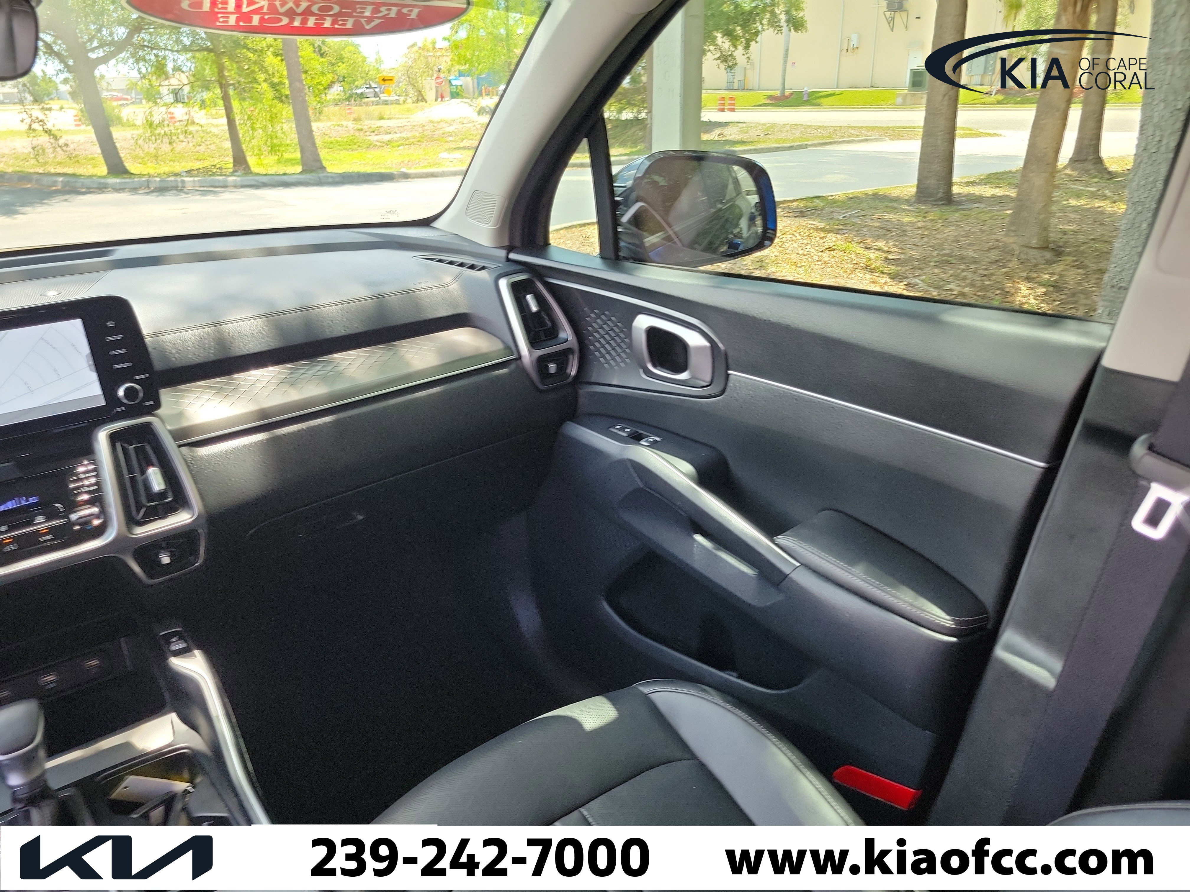 Used 2022 Kia Sorento S w/ Panoramic Sunroof Package FWD image 18