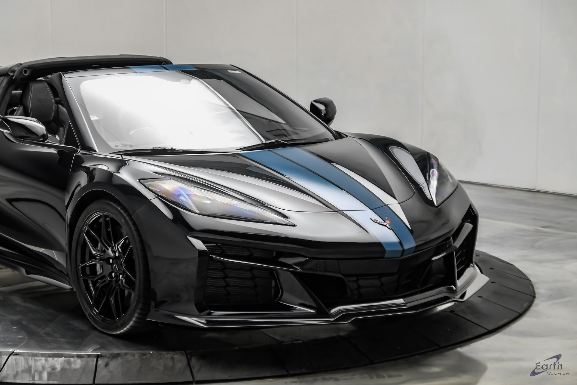 Used 2023 Chevrolet Corvette Z06 w/ Stealth Interior Trim Package RWD image 36