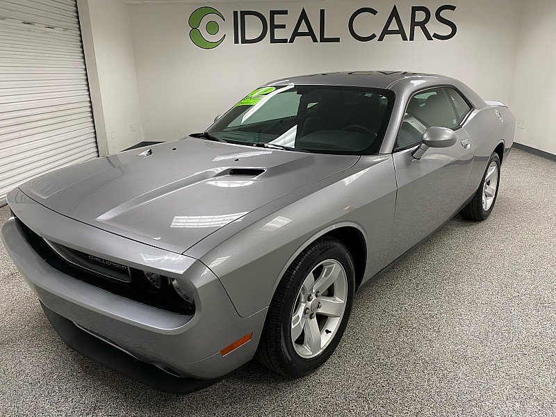 Used 2014 Dodge Challenger SXT
