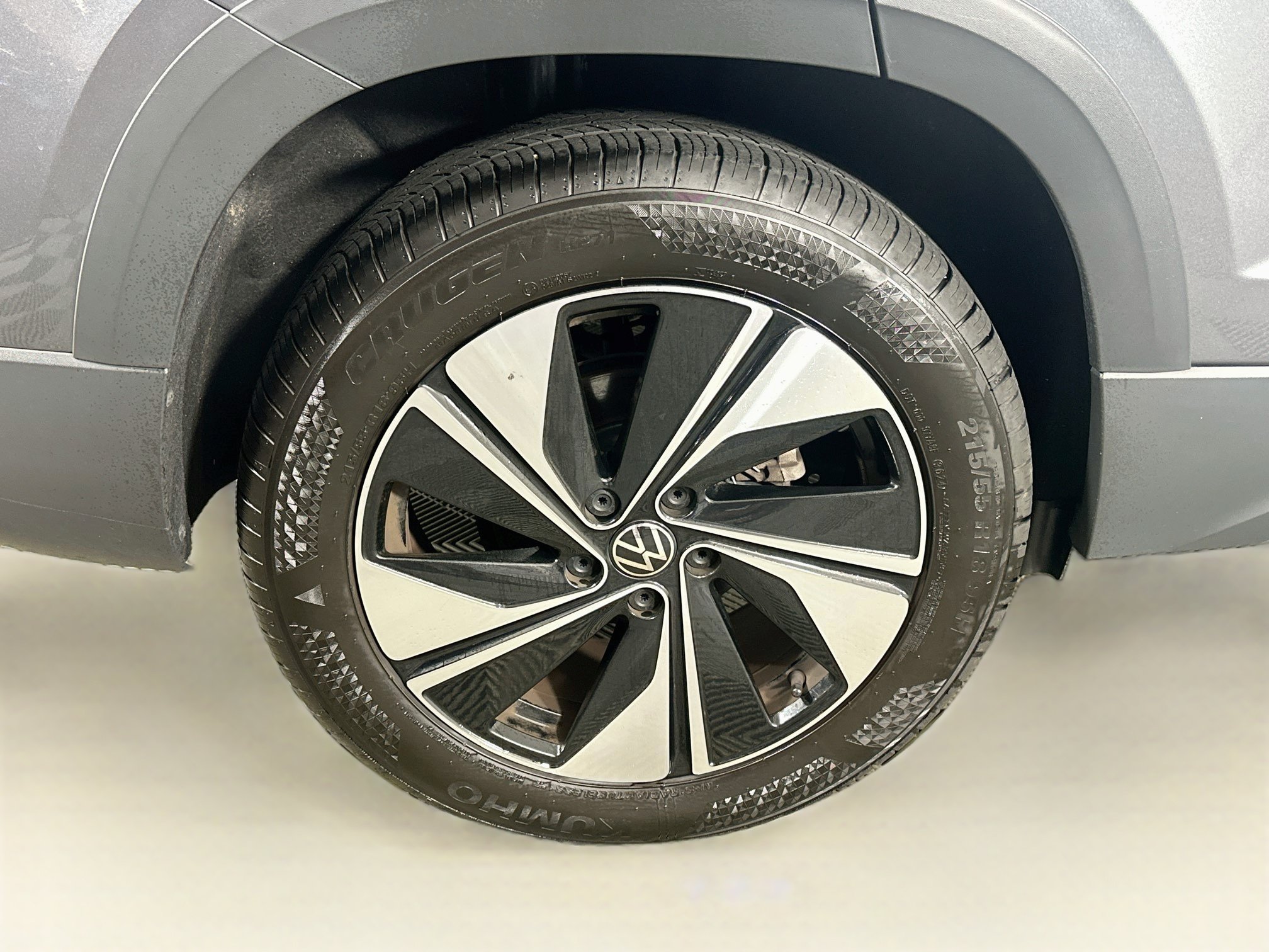 Used 2024 Volkswagen Taos SE AWD/4WD image 11