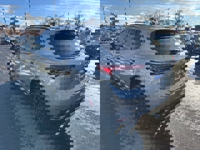 Used 2023 Buick Envision Essence w/ Technology Package I image 5