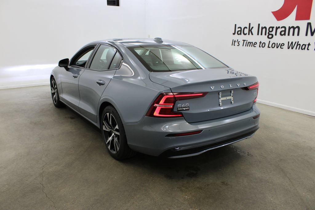 Certified 2024 Volvo S60 B5 Core FWD image 3