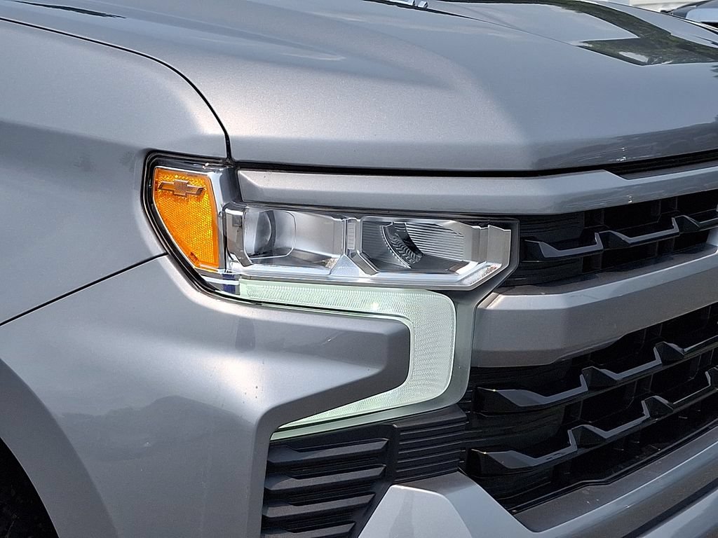 Used 2023 Chevrolet Silverado 1500 RST AWD/4WD image 9