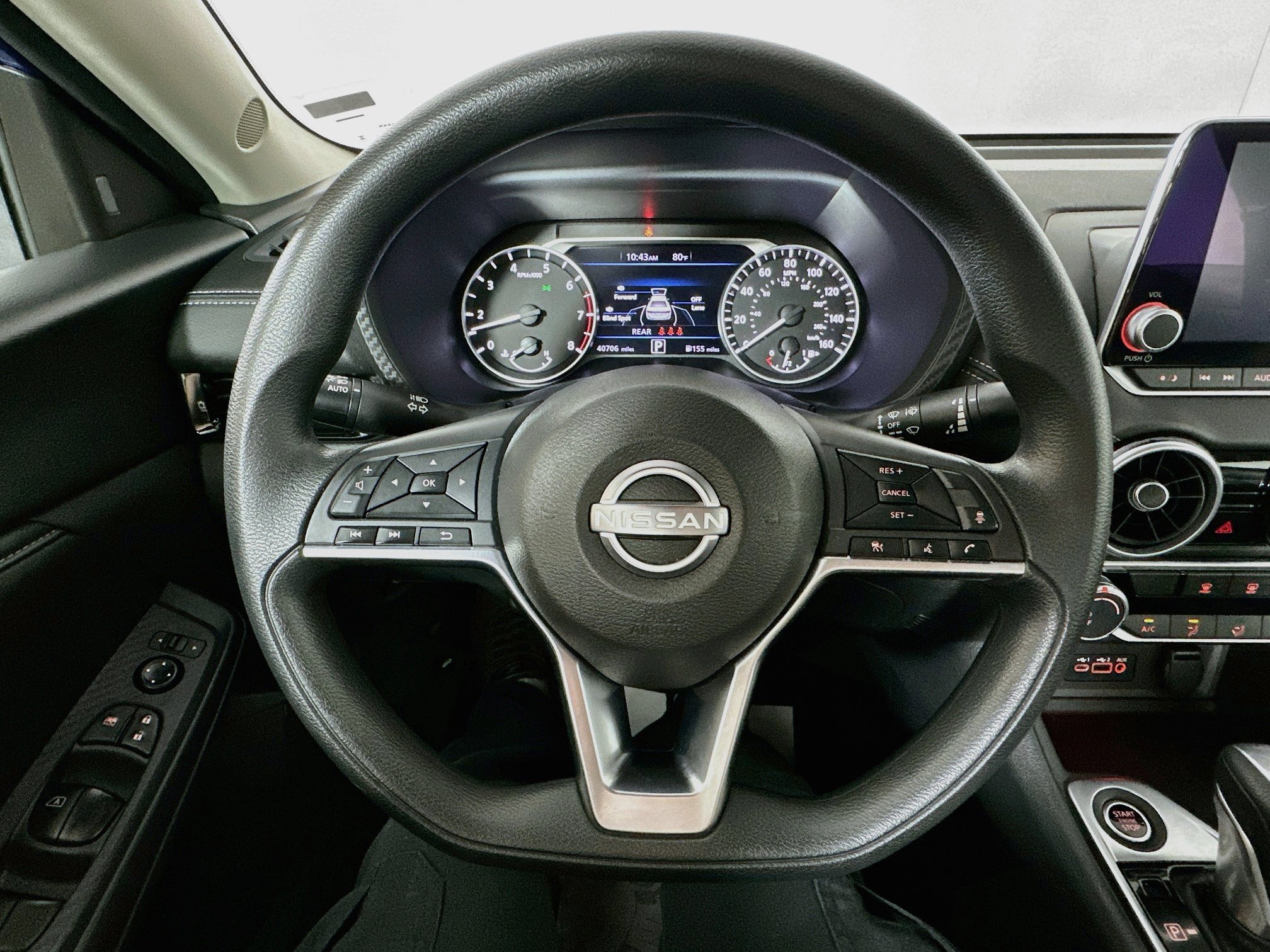 Used 2024 Nissan Sentra SV FWD image 11
