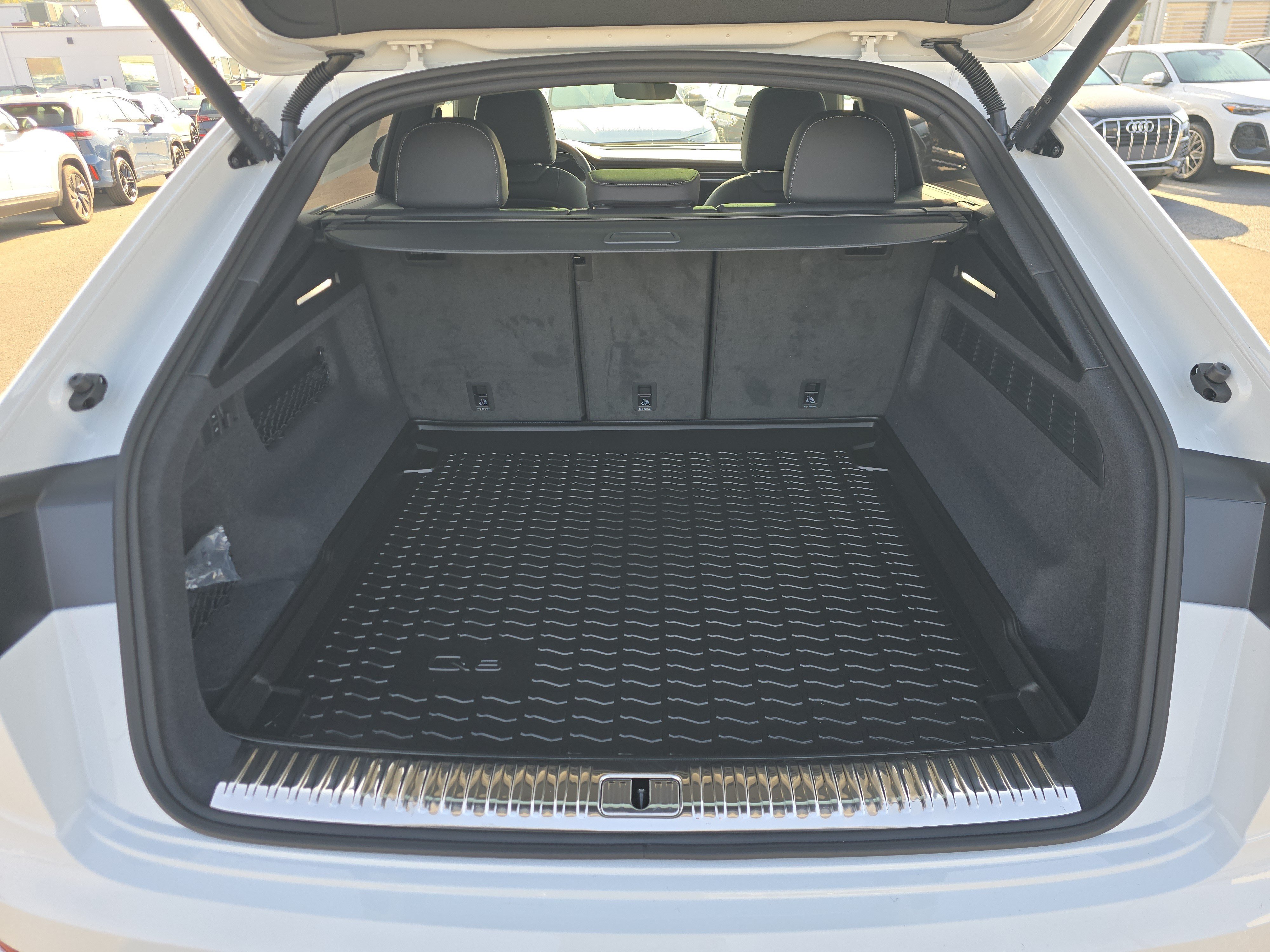 New 2027 Audi Q8 Premium Plus AWD/4WD image 16