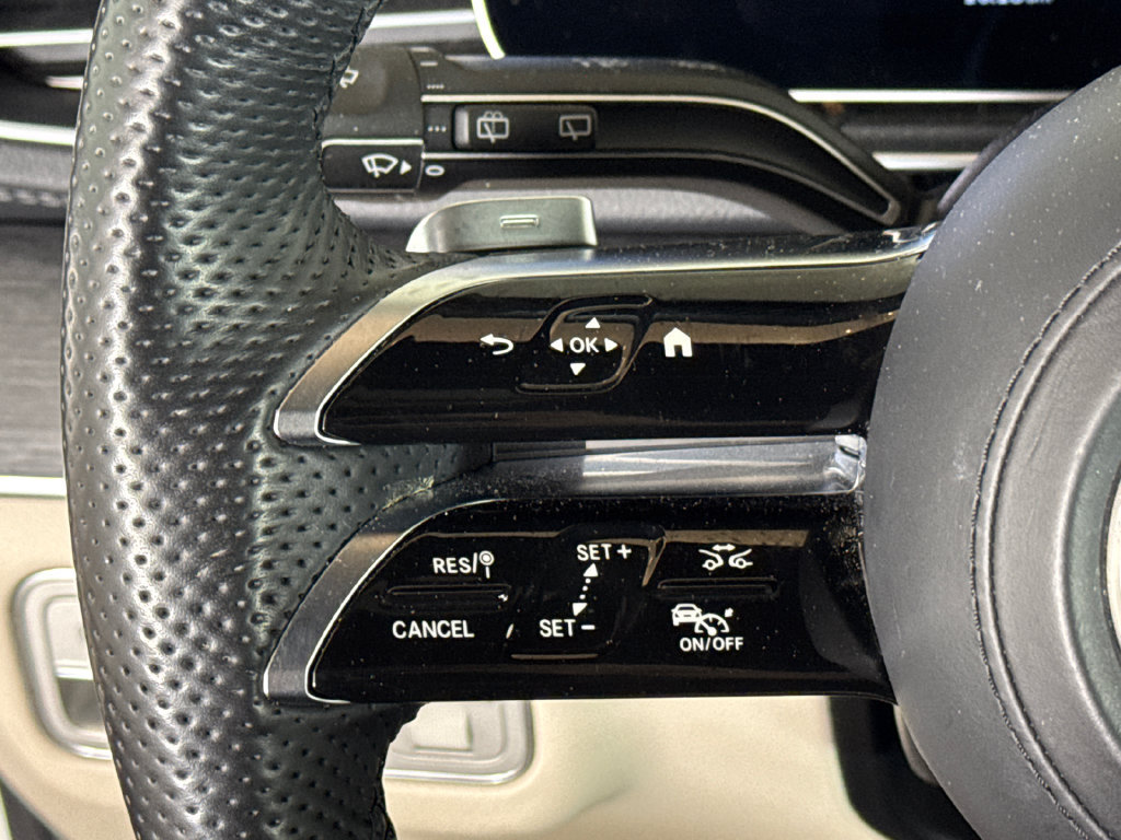 Certified 2024 Mercedes-Benz GLS 450 4MATIC image 26
