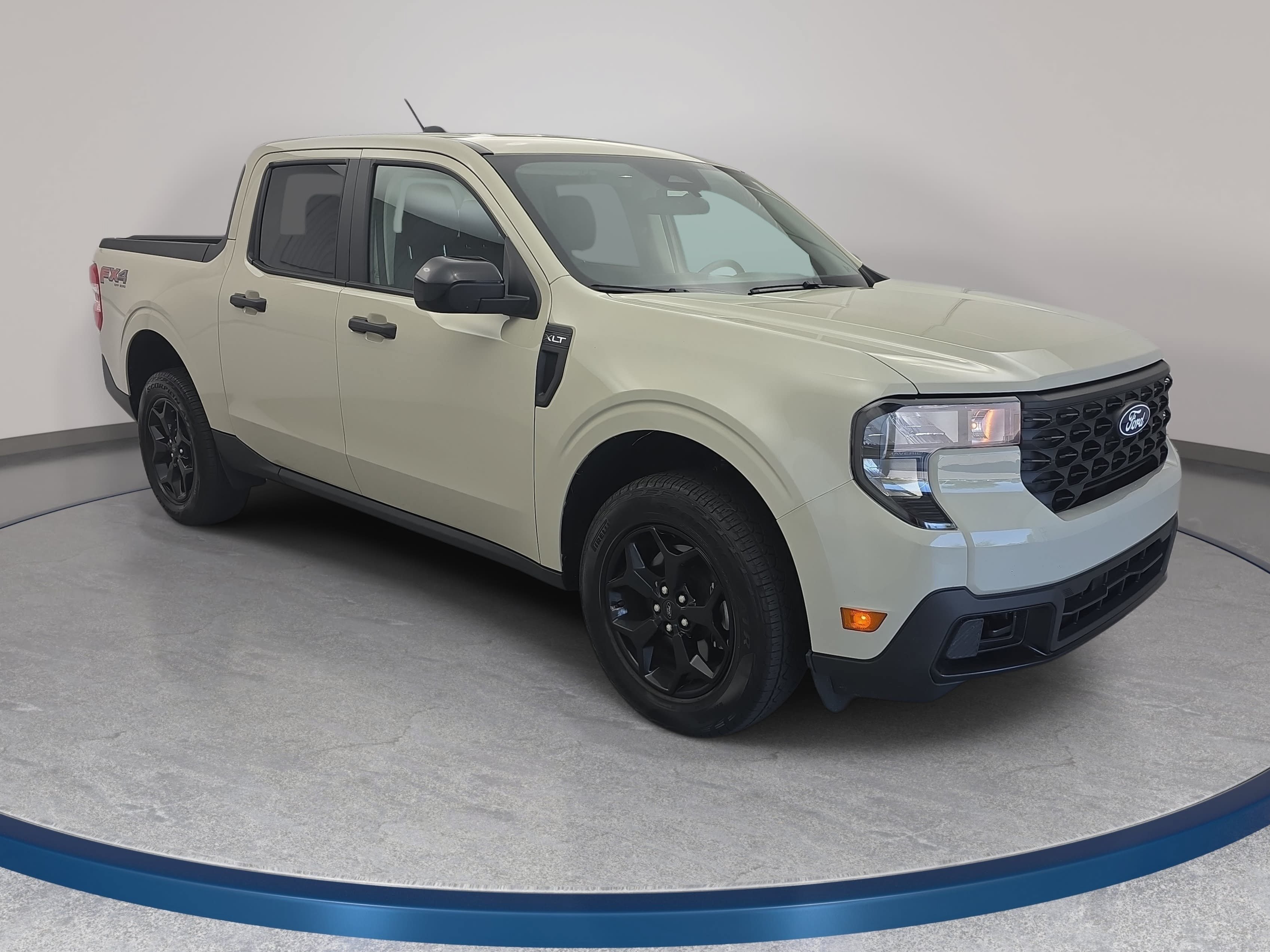 Used 2025 Ford Maverick XLT w/ XLT Luxury Package AWD/4WD image 3