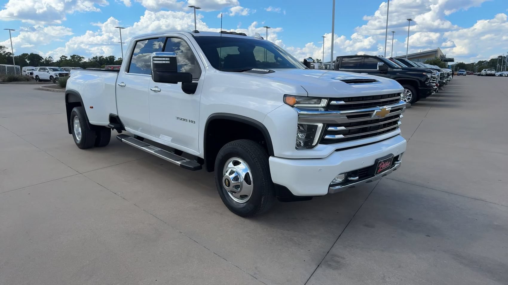Used 2021 Chevrolet Silverado 3500 High Country AWD/4WD image 3