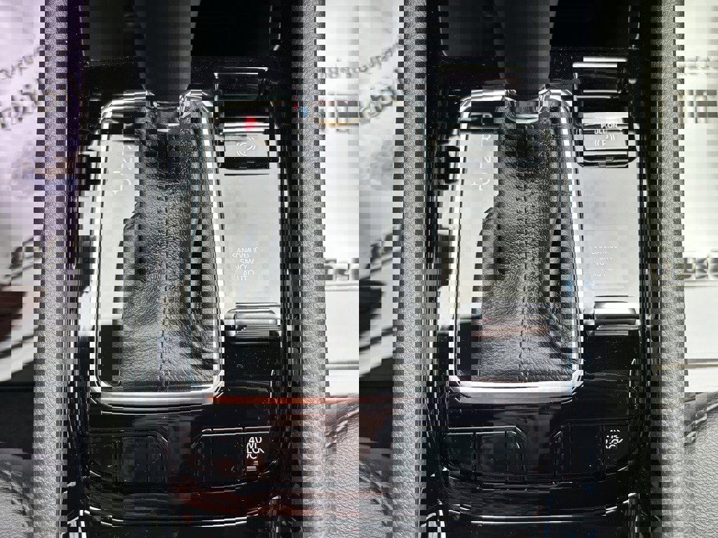 New 2025 Jeep Compass Latitude w/ Sun & Sound Group image 29