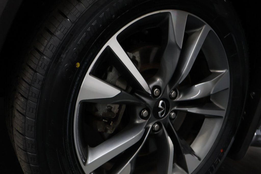 Used 2023 INFINITI QX60 Luxe w/ Vision Package image 31