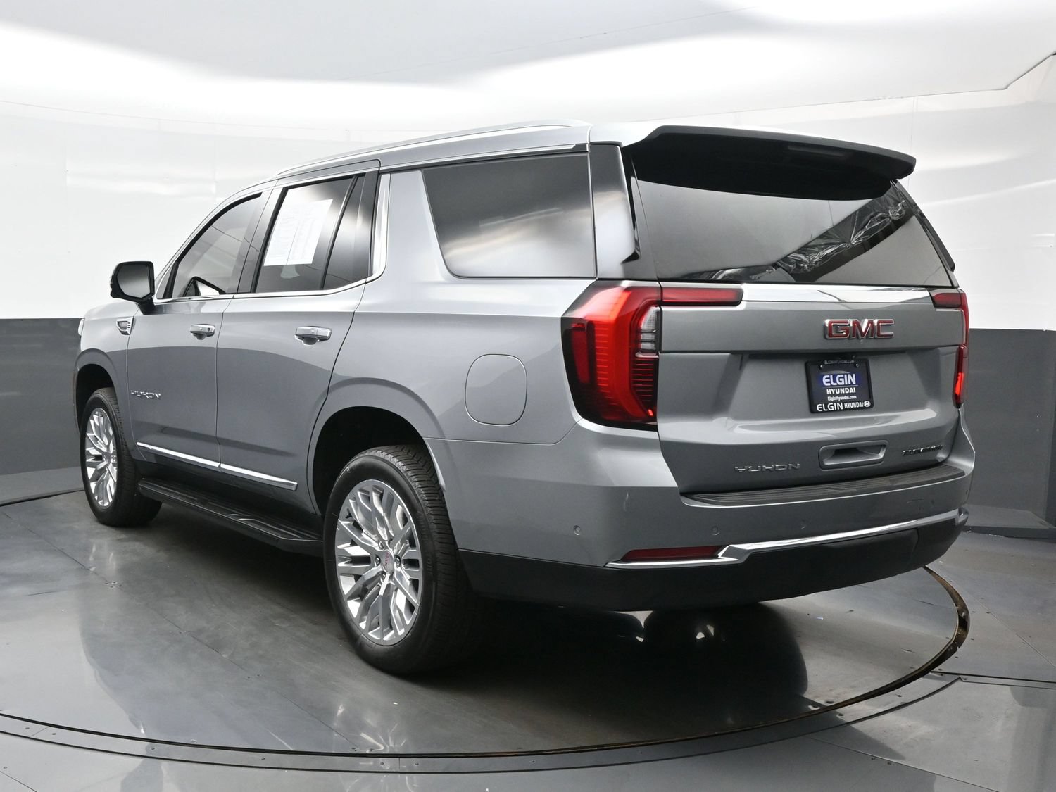 Used 2025 GMC Yukon Elevation w/ LPO, Floor Liner Package AWD/4WD image 4