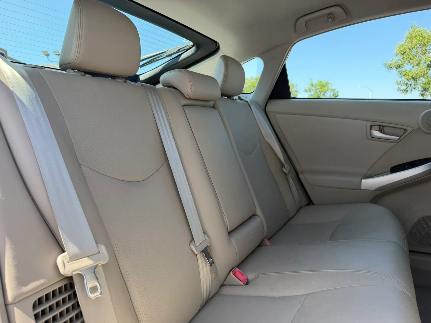 Used 2010 Toyota Prius Five FWD image 19