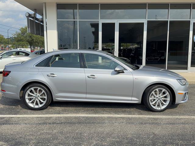 Used 2019 Audi A4 2.0T Premium w/ Convenience Package AWD/4WD image 2