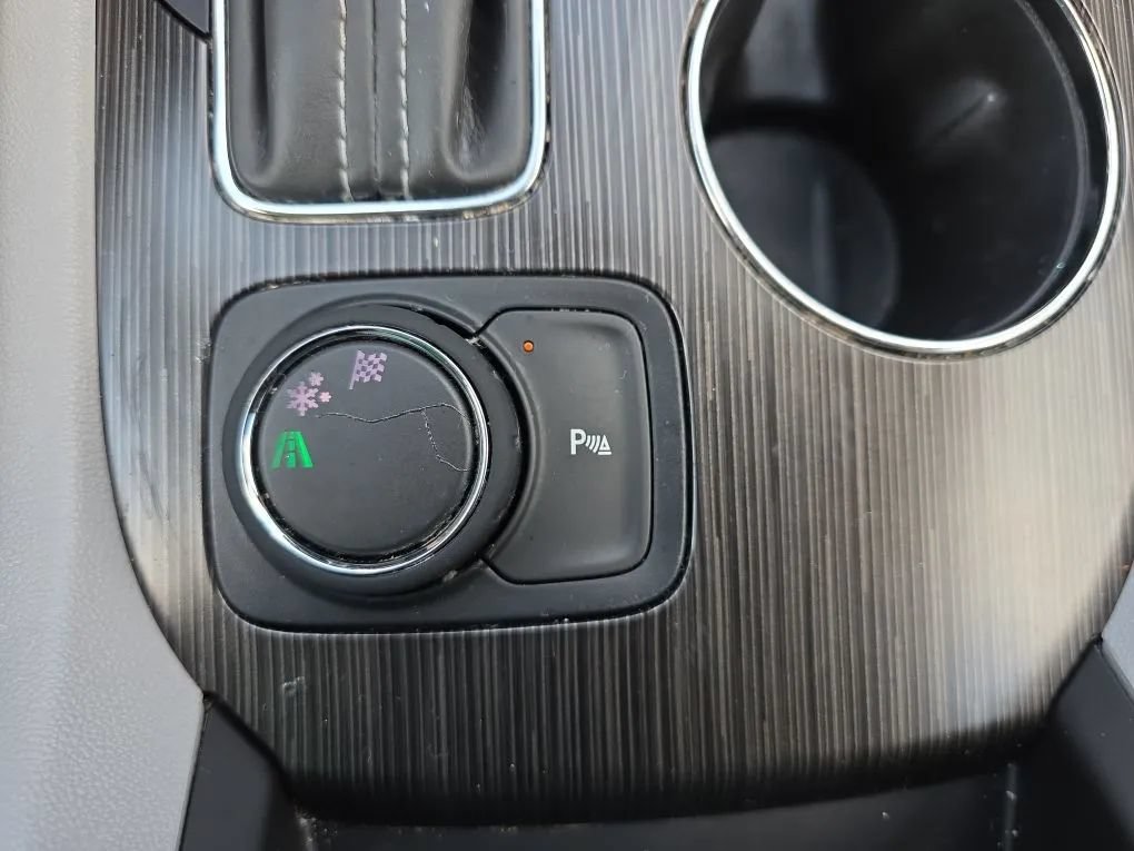 Used 2017 GMC Acadia SLT w/ LPO, Floor Liner Package FWD image 36