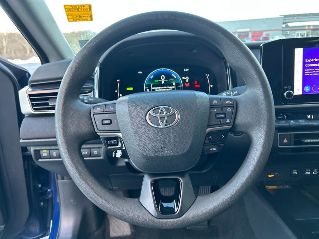 Certified 2025 Toyota Camry LE image 22