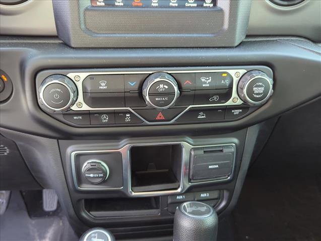 Used 2023 Jeep Wrangler Sport image 18