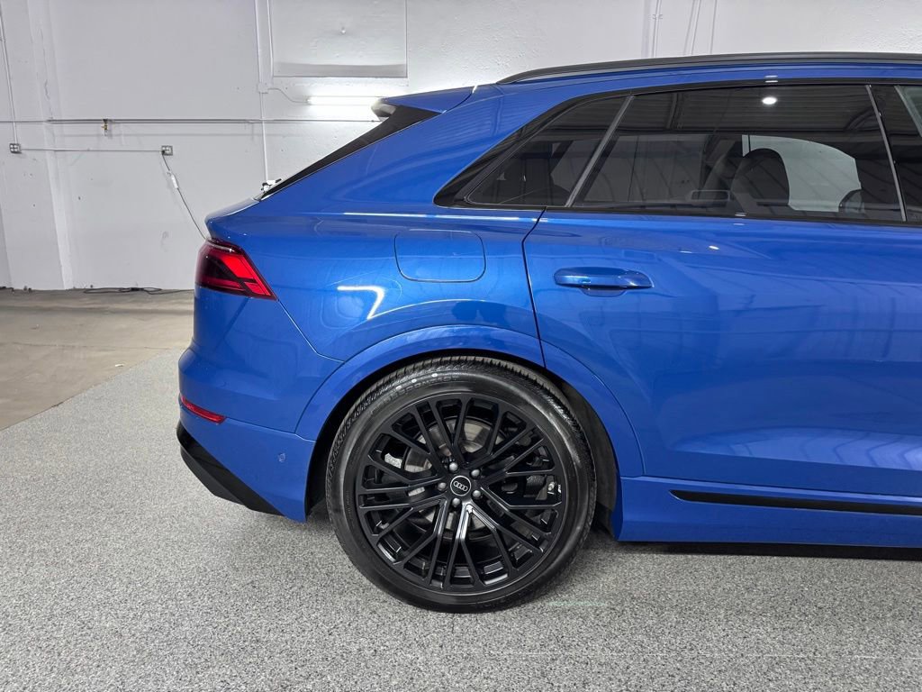 Used 2024 Audi SQ8 Premium Plus AWD/4WD image 9