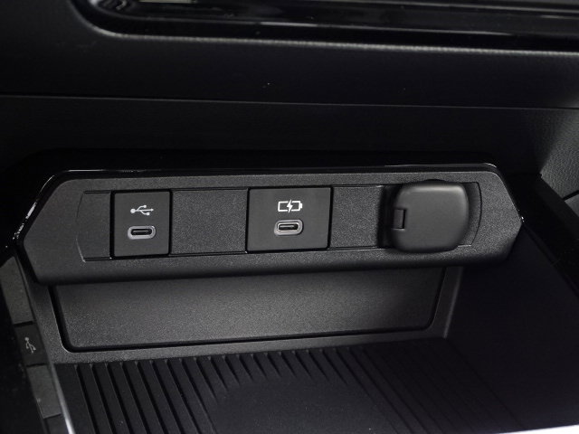 New 2026 Toyota Prius Plug-In Hybrid image 23