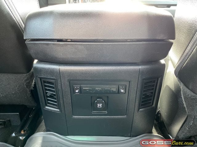 Used 2017 RAM 1500 Laramie w/ Convenience Group AWD/4WD image 24