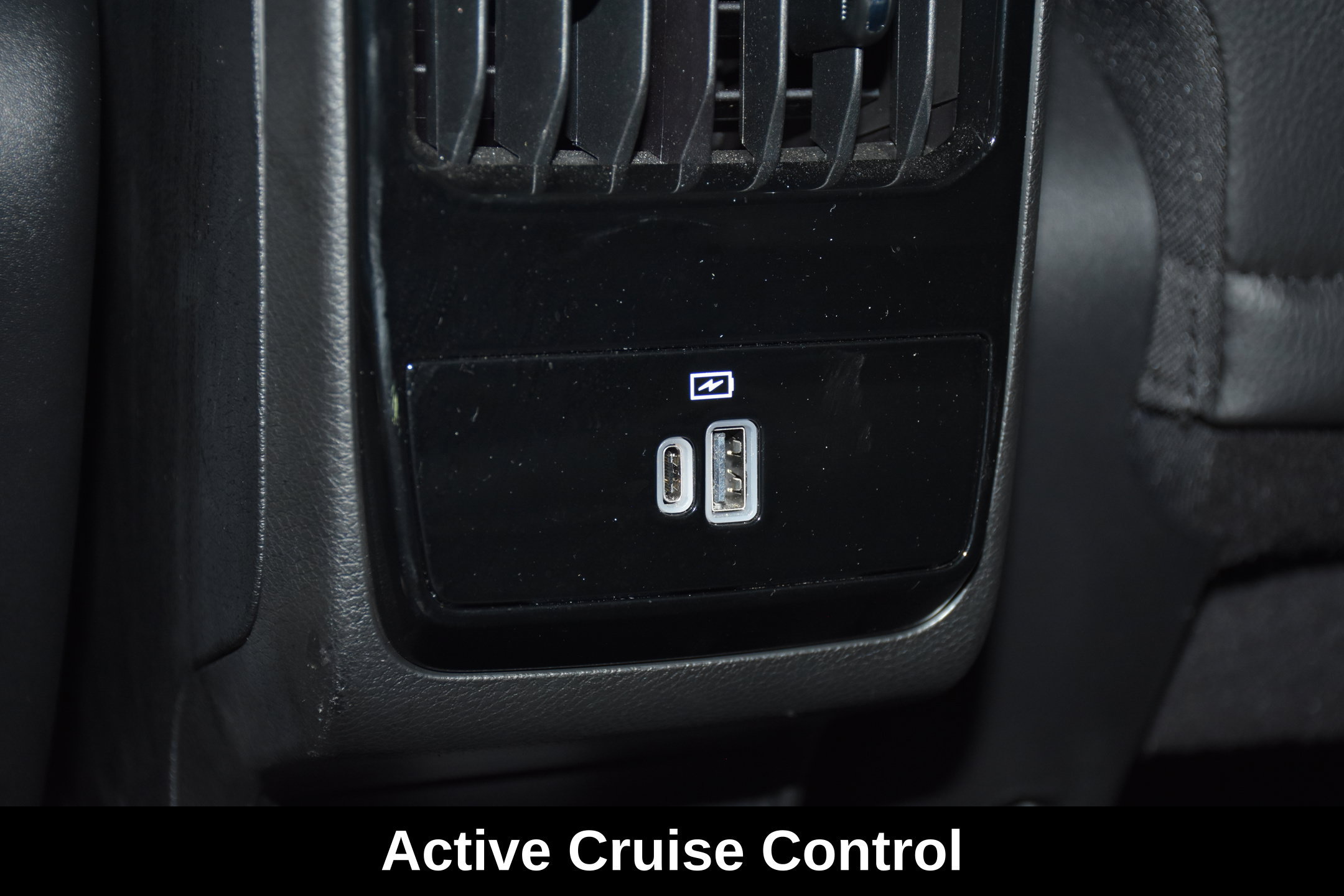 Used 2023 Jeep Compass Limited w/ Elite Group AWD/4WD image 28