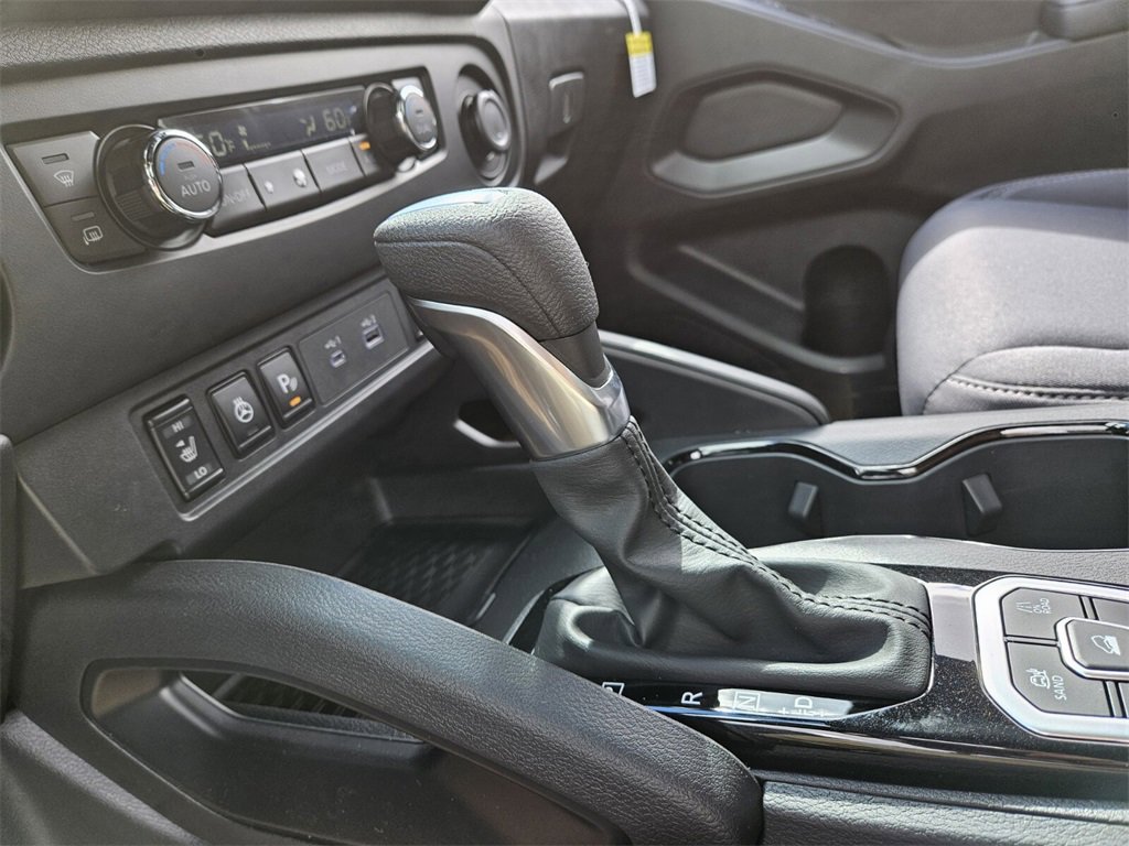 New 2026 Nissan Frontier SV w/ SV Convenience Package image 11