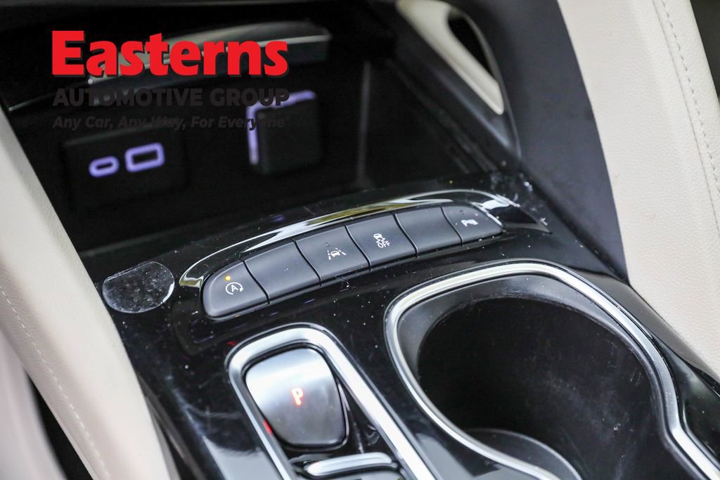 Used 2023 Buick Envision Essence image 21