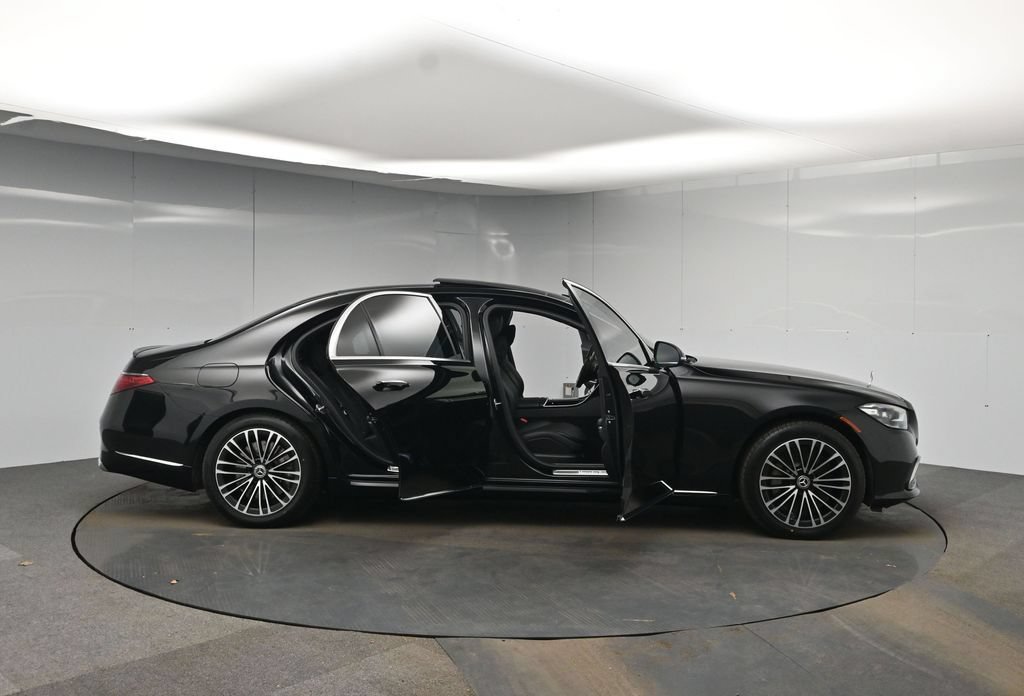 Used 2024 Mercedes-Benz S 580e 4MATIC Sedan image 71