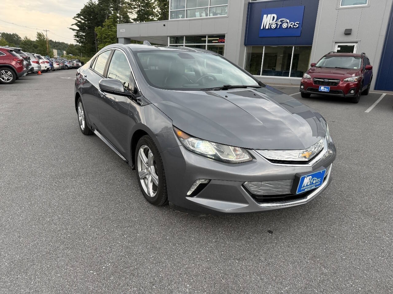 Used 2018 Chevrolet Volt LT w/ LT Driver Confidence Package FWD image 6