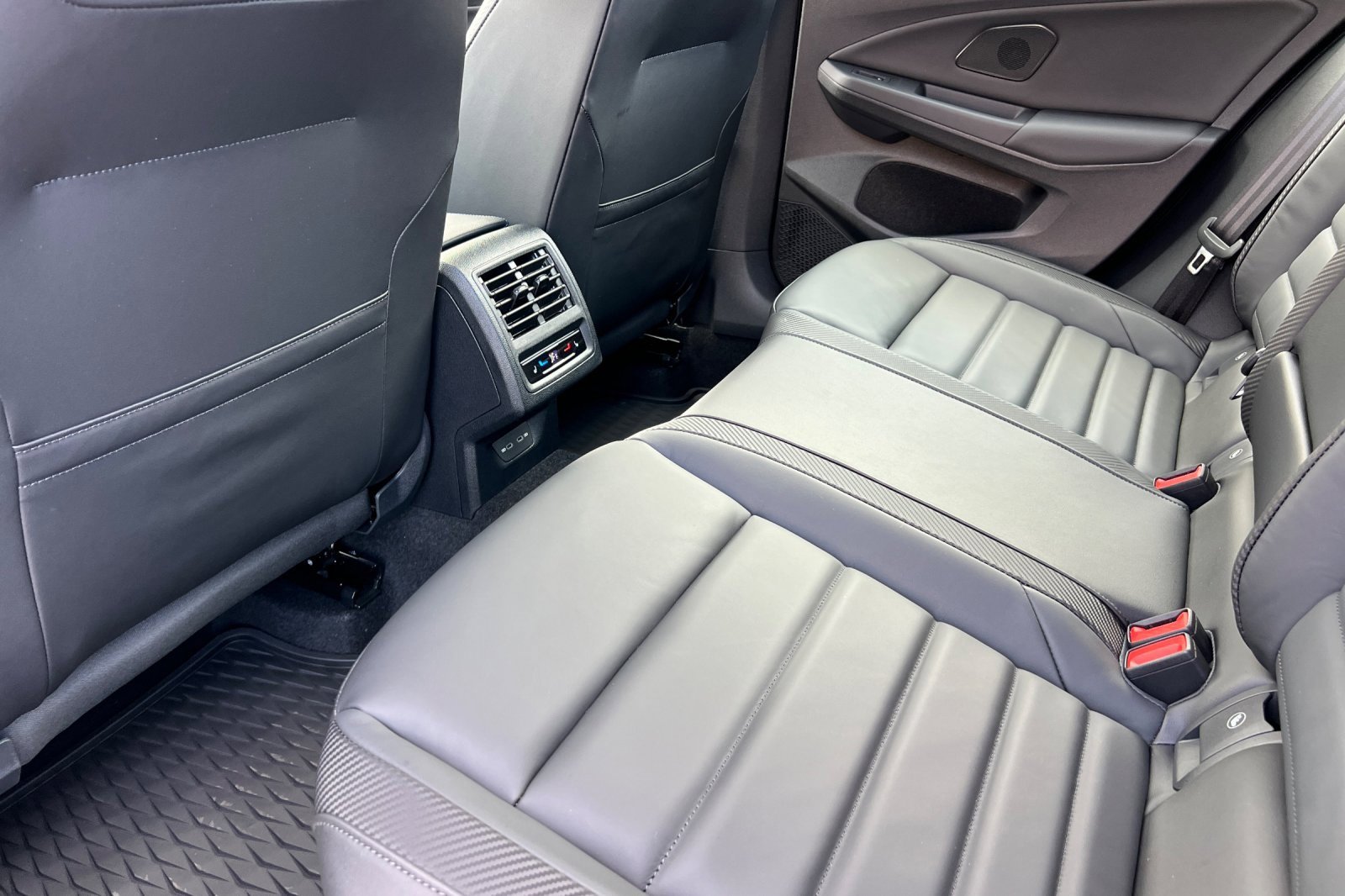 New 2025 Volkswagen Golf image 12