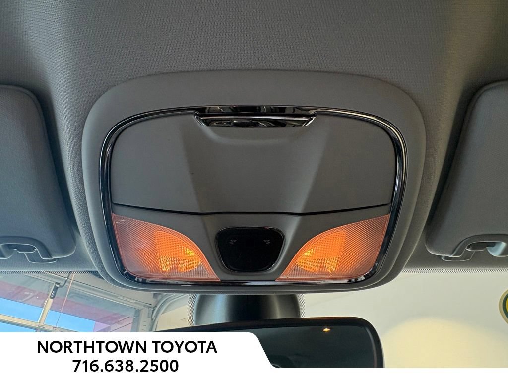 Used 2020 Jeep Cherokee Limited AWD/4WD image 22